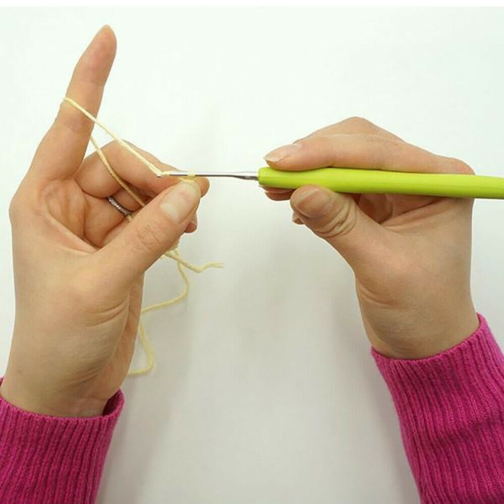 30Pcs Grip With handle Bag Needles Knitting Sets Soft Crochet Sewing Tools Hooks