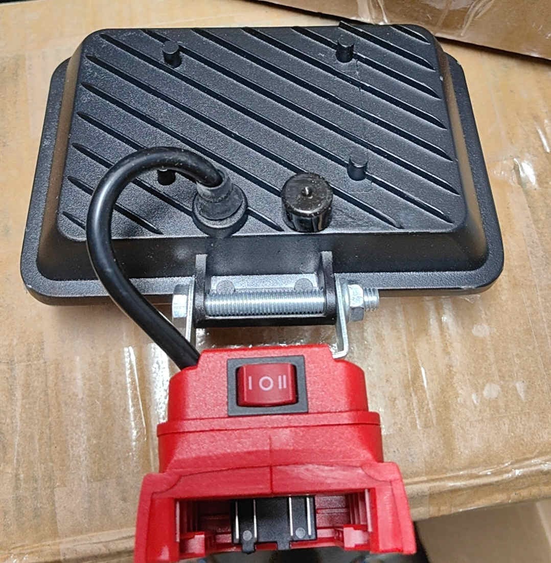 6 Inch Wireless LED Work Light Portable Flood Light Fit Milwaukee 18V Battery