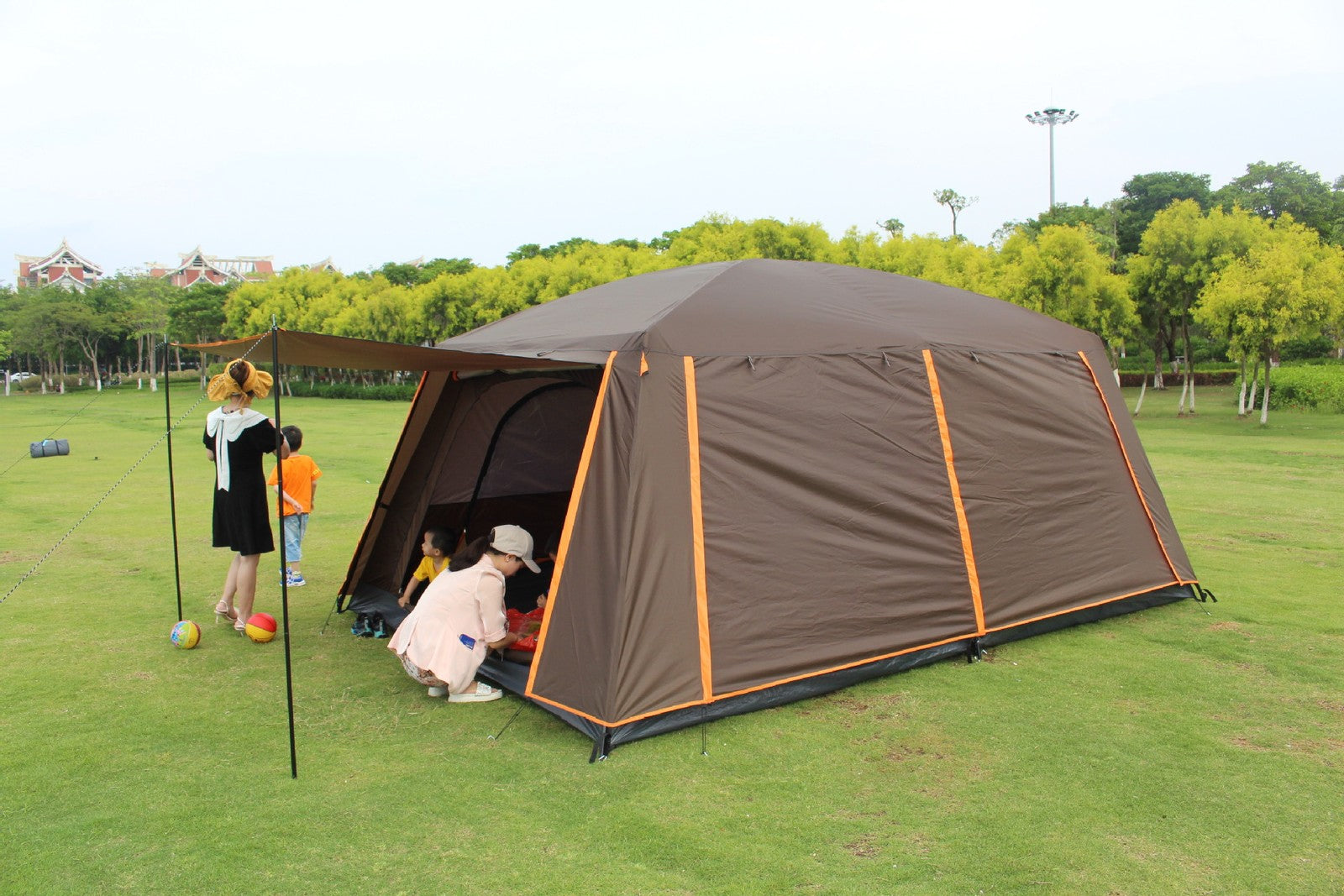 8-12persons Includes Carrying Bag Waterproof Portable Tent for Outdoor Camping