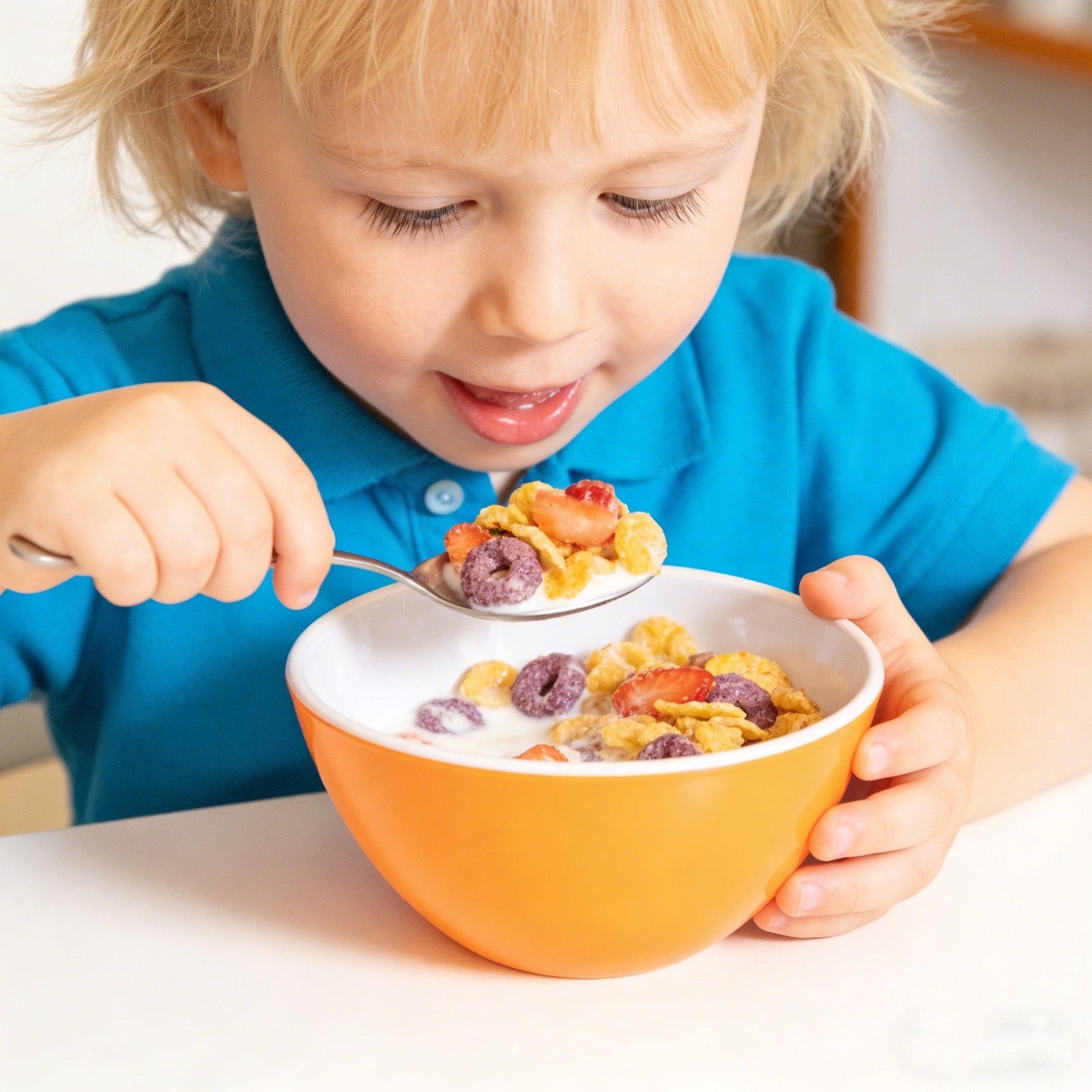 Henni & Friends Cereal Soup Salad Bowls Set of 6 in Orange